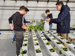 Alla Luparia i laboratori in serra per coltivare anche d’inverno