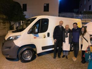 Rotary Club dona un furgone alla Caritas