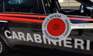 Tensione durante un controllo, aggredisce i Carabinieri che usano il taser