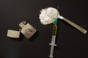 La verità sulla droga: giovedì sera la conferenza al Cellini