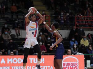 Okeke, gravissimo infortunio e lungo stop