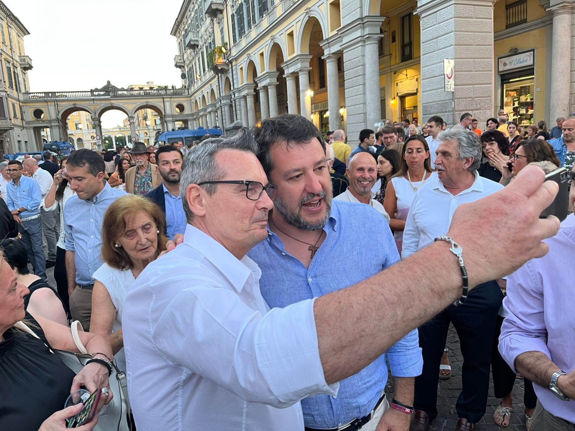 Salvini chiude la campagna elettorale di Cuttica: «Sindaco concreto e persona sincera»