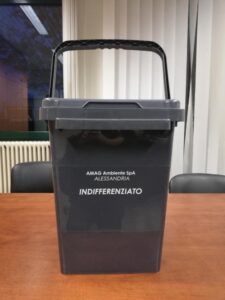 Il secchiello intelligente aiuterà a differenziare meglio