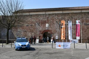 Donna incinta ruba all’Asl di via Palestro. Rintracciata e denunciata