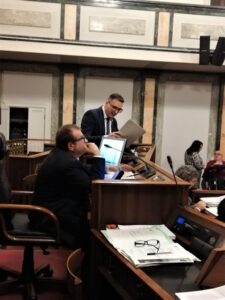 Regolamento commercianti morosi: “davvero li consideriamo evasori per 250 euro?”