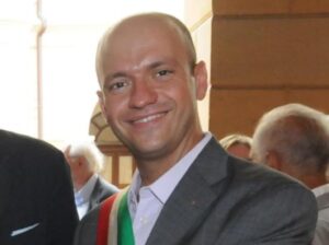 Ora è ufficiale: Danilo Rapetti si candida a sindaco