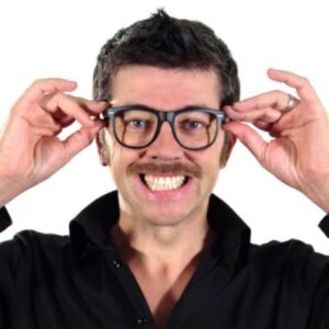 Domani al Sociale va in scena il comico Alessandro Bianchi