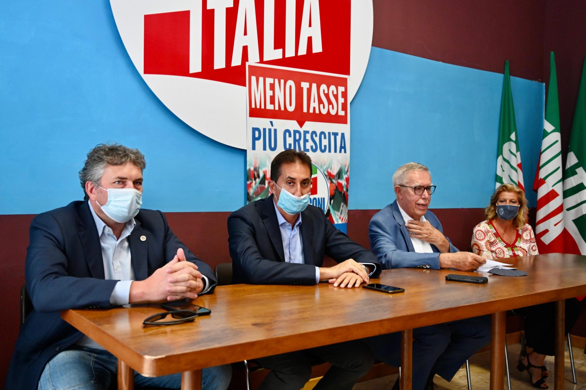 I sei ex Forza Italia: “Pronti a lasciare la maggioranza”