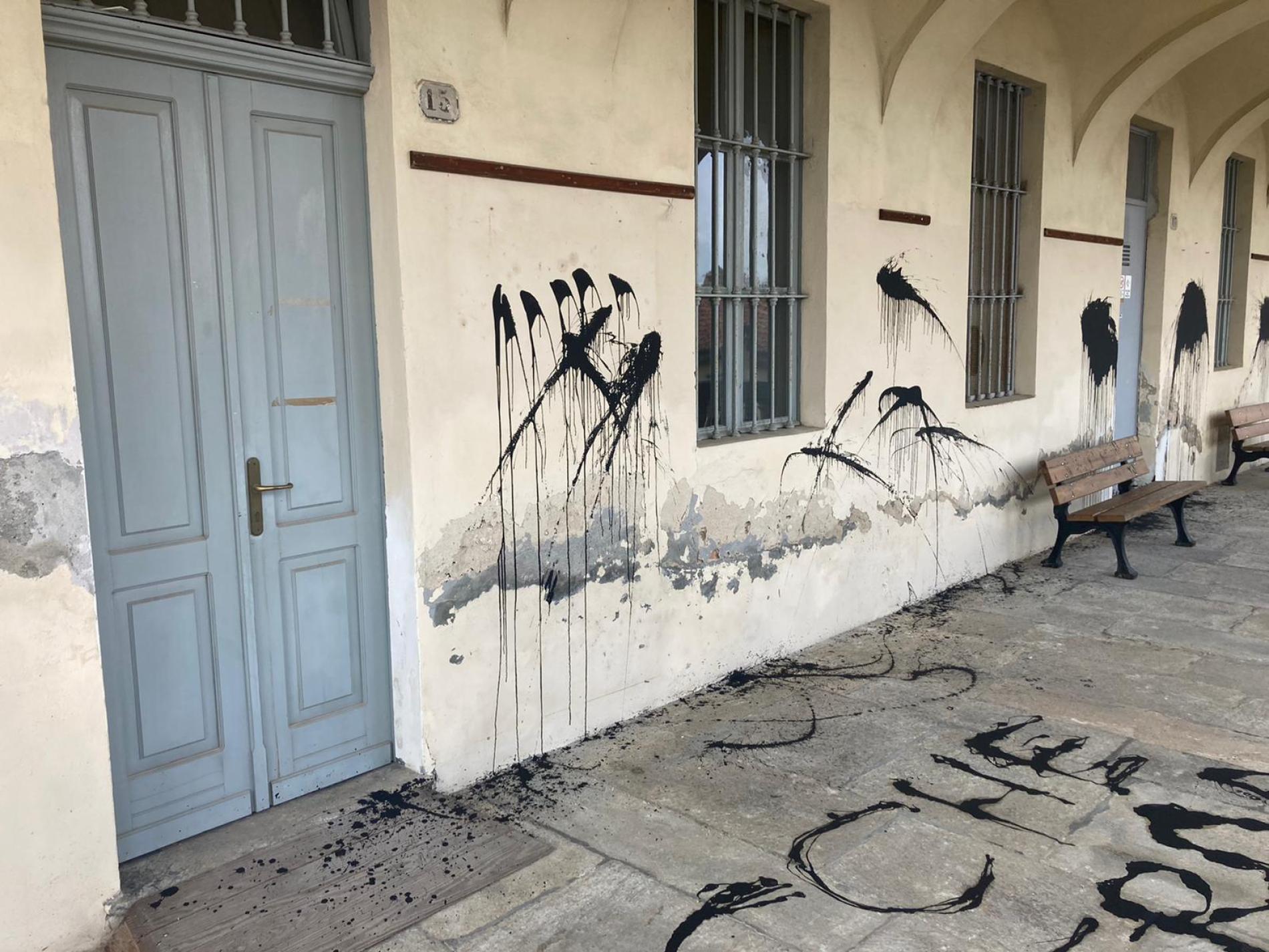 Farè sui fatti di Camagna: «La violenza non trovi rifugio nella politica»
