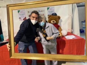 Anche nonna Amalia, 101 anni,  si è vaccinata alla Valfrè