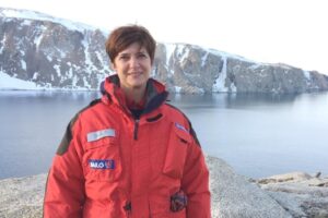 Paola Rivaro, la Signora dei ghiacci a “Il libro sul comodino”