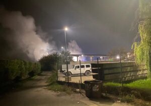 Incendio in discarica: ora è sotto controllo. Sul posto i Vigili del Fuoco