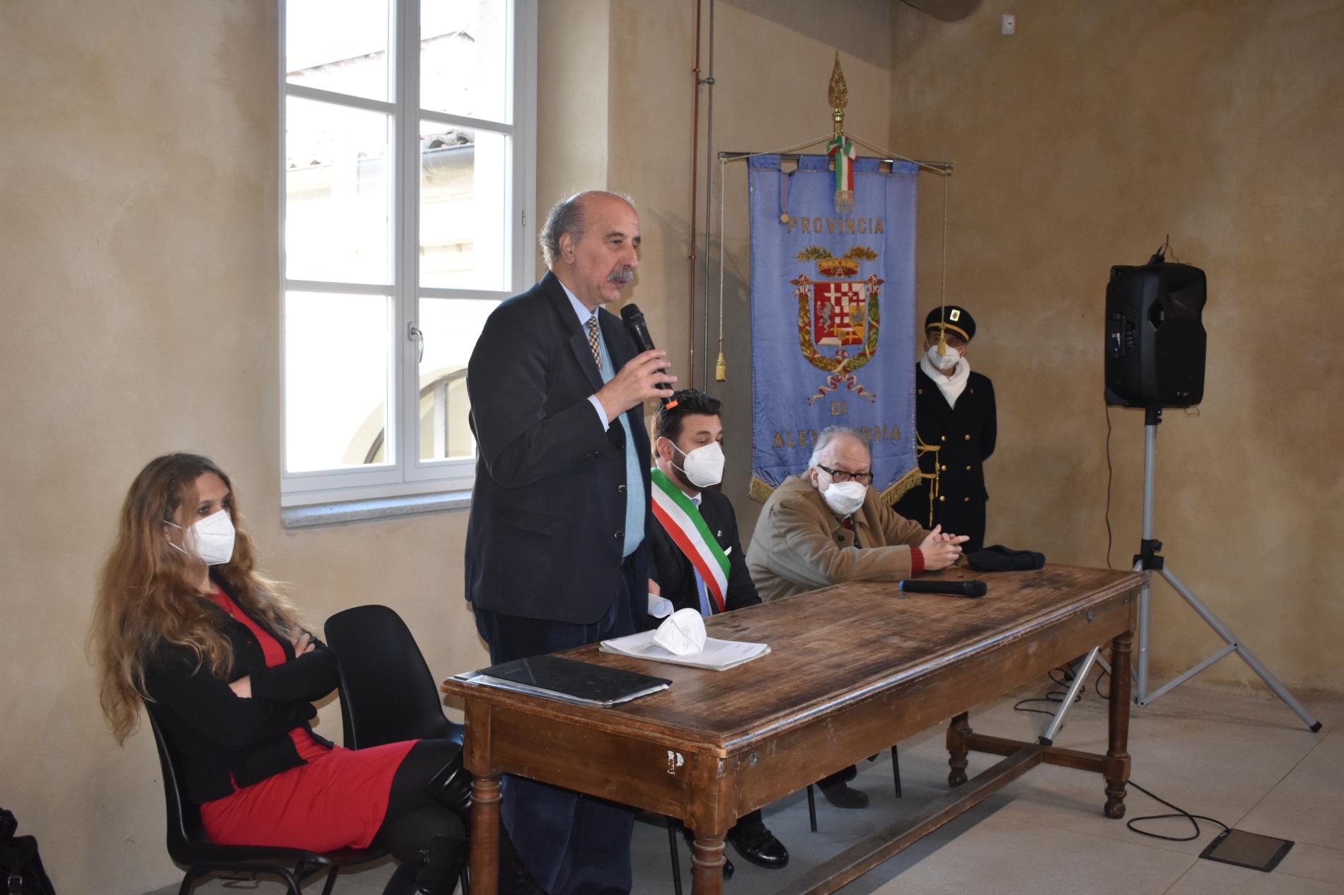 Lavagno (Pd): «La città di Casale celebrerà il centenario di Fenoglio?»