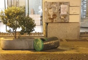 “Via Caniggia, dobbiamo rassegnarci a far vincere i vandali?”
