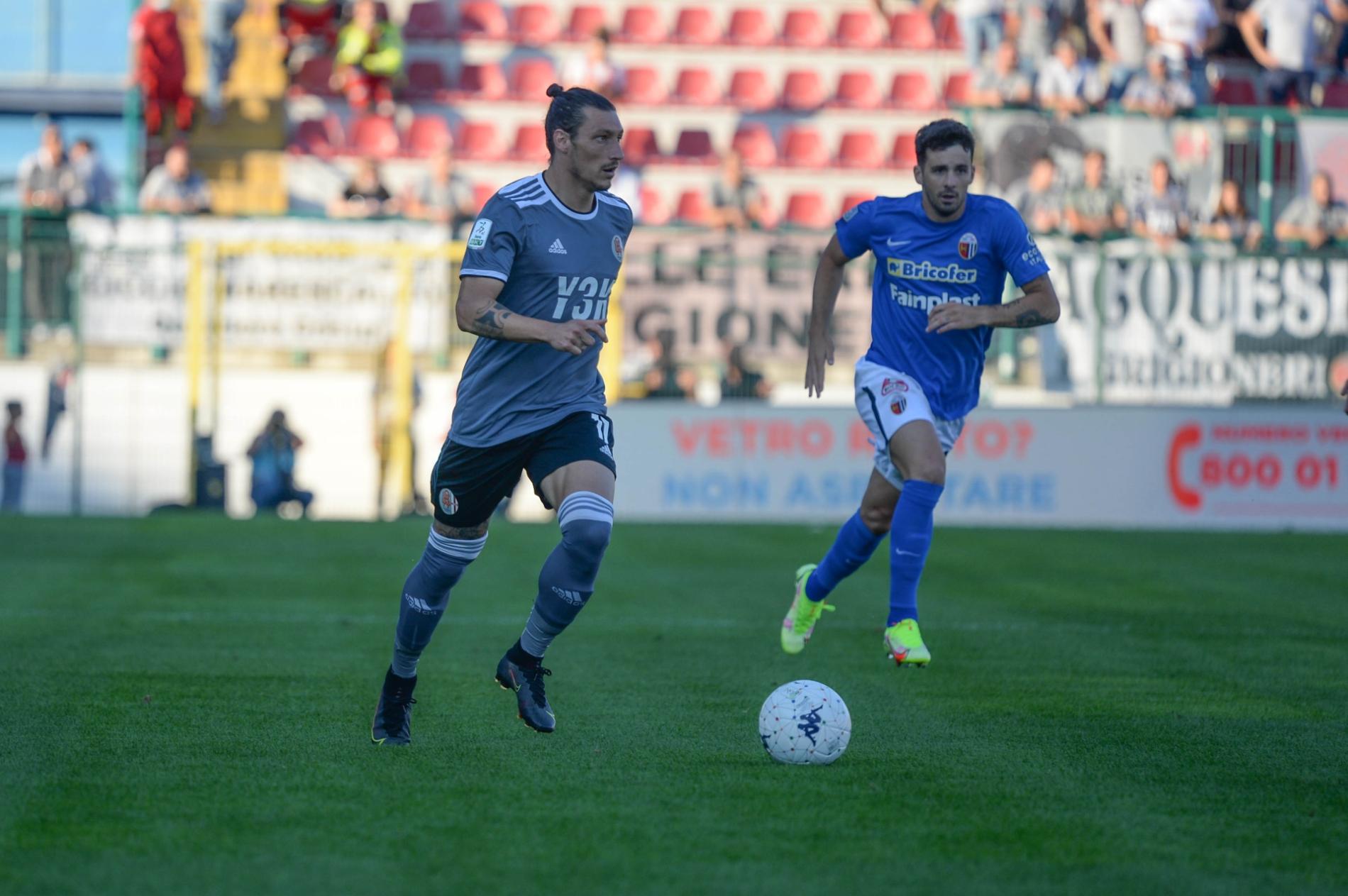 Alessandria – Ascoli, i tifosi con la squadra. “Ma rinforzatela”