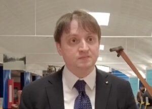 Novi Ligure, bufera per un post di Butti (FdI): «Appelli contro l’omofobia? I pederasti restano dei reietti»