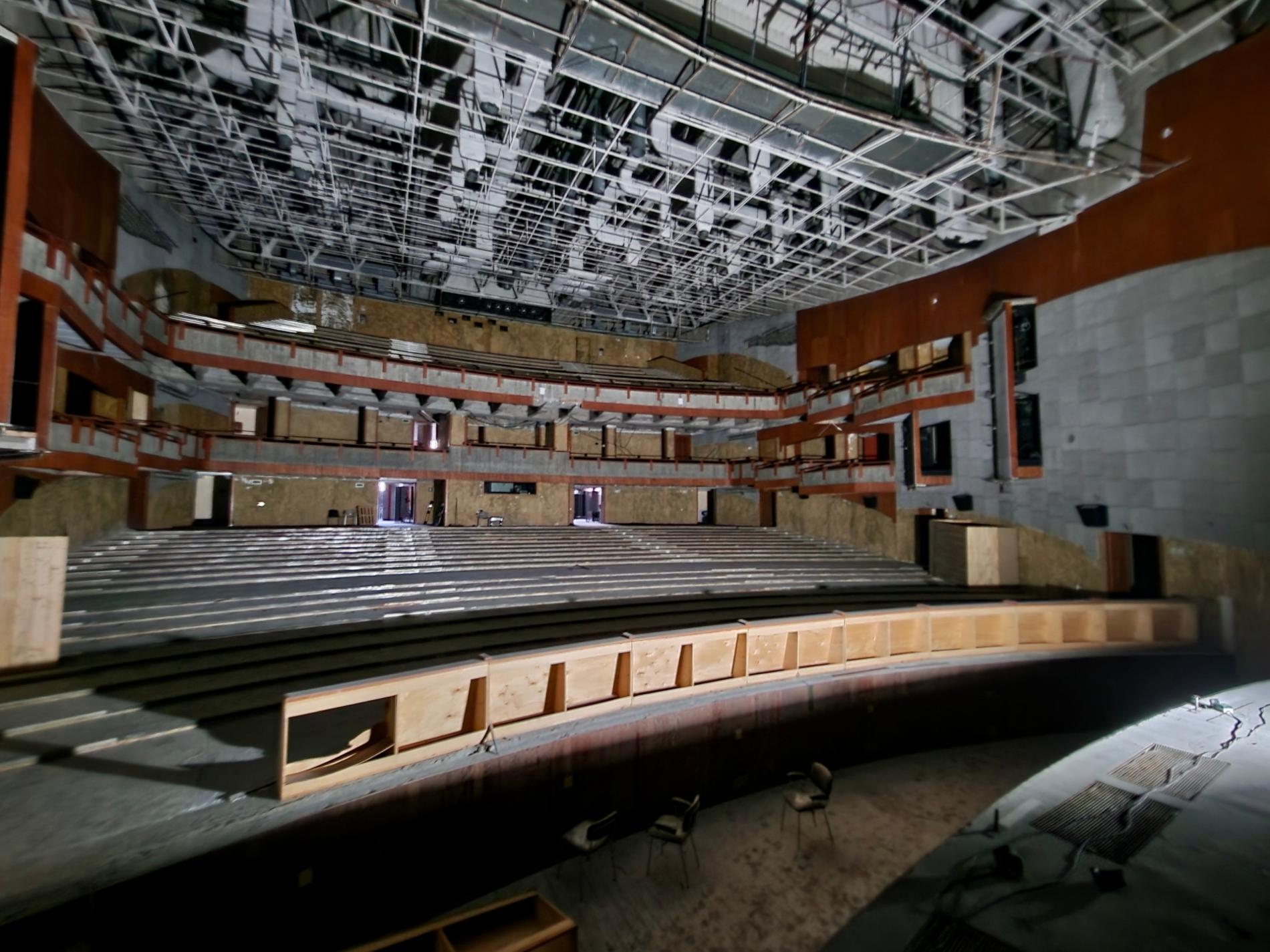 “Il teatro? A metà 2022 nessun progetto avanzato…”