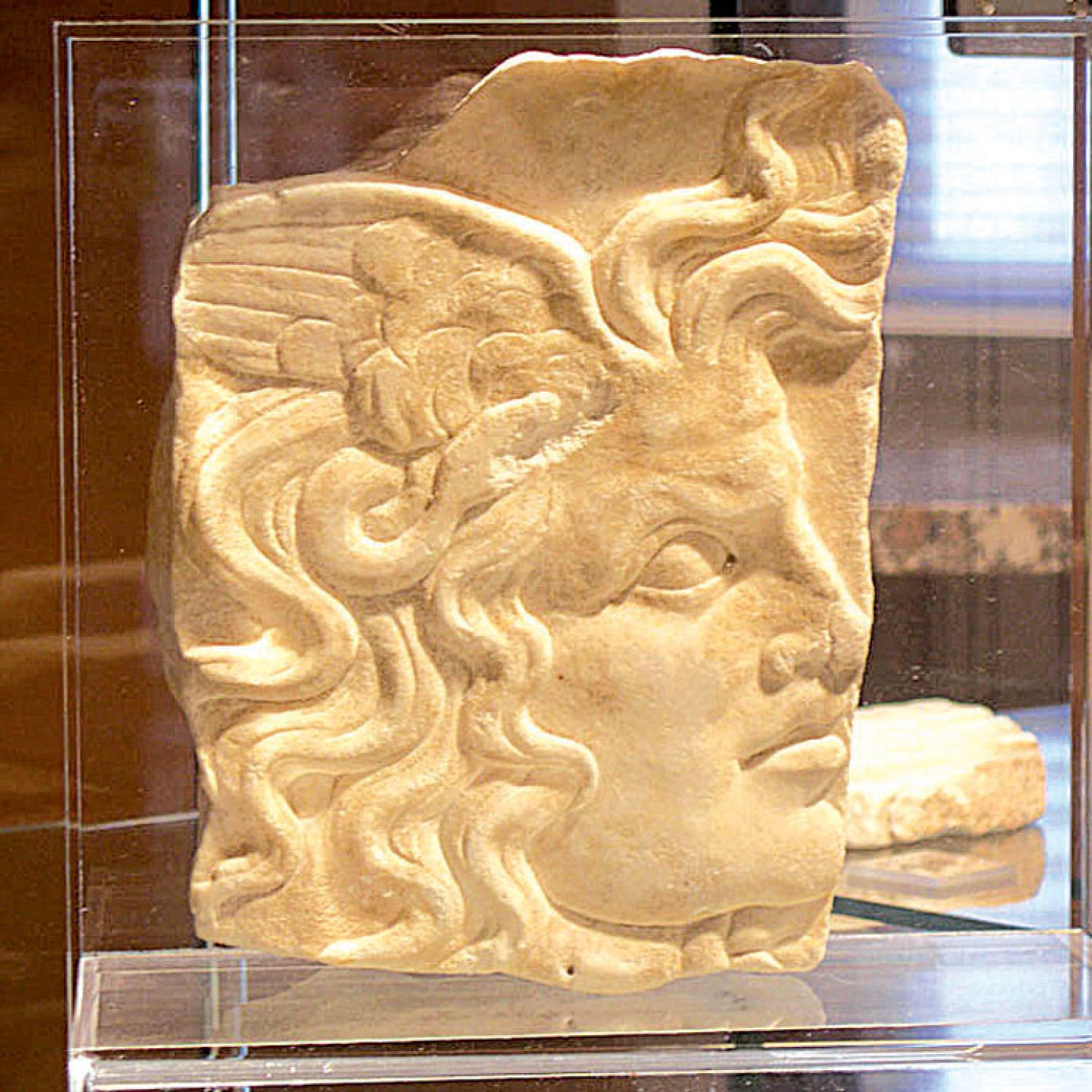 Santo Varni, scultore e storico: la sua collezione ora è di tutti