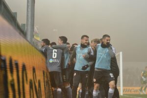 “Nessuno si permetta di mollare, il duro viene adesso”