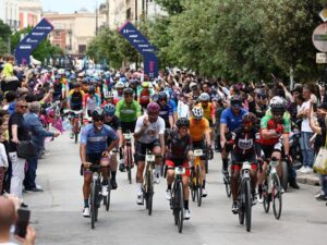 Una tappa del Giro-E per i vent’anni del Museo dei Campionissimi