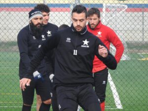 Casale cala il poker, Vado al tappeto