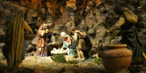 Presepi nel mondo: tradizione in aiuto della mensa Vincenziana