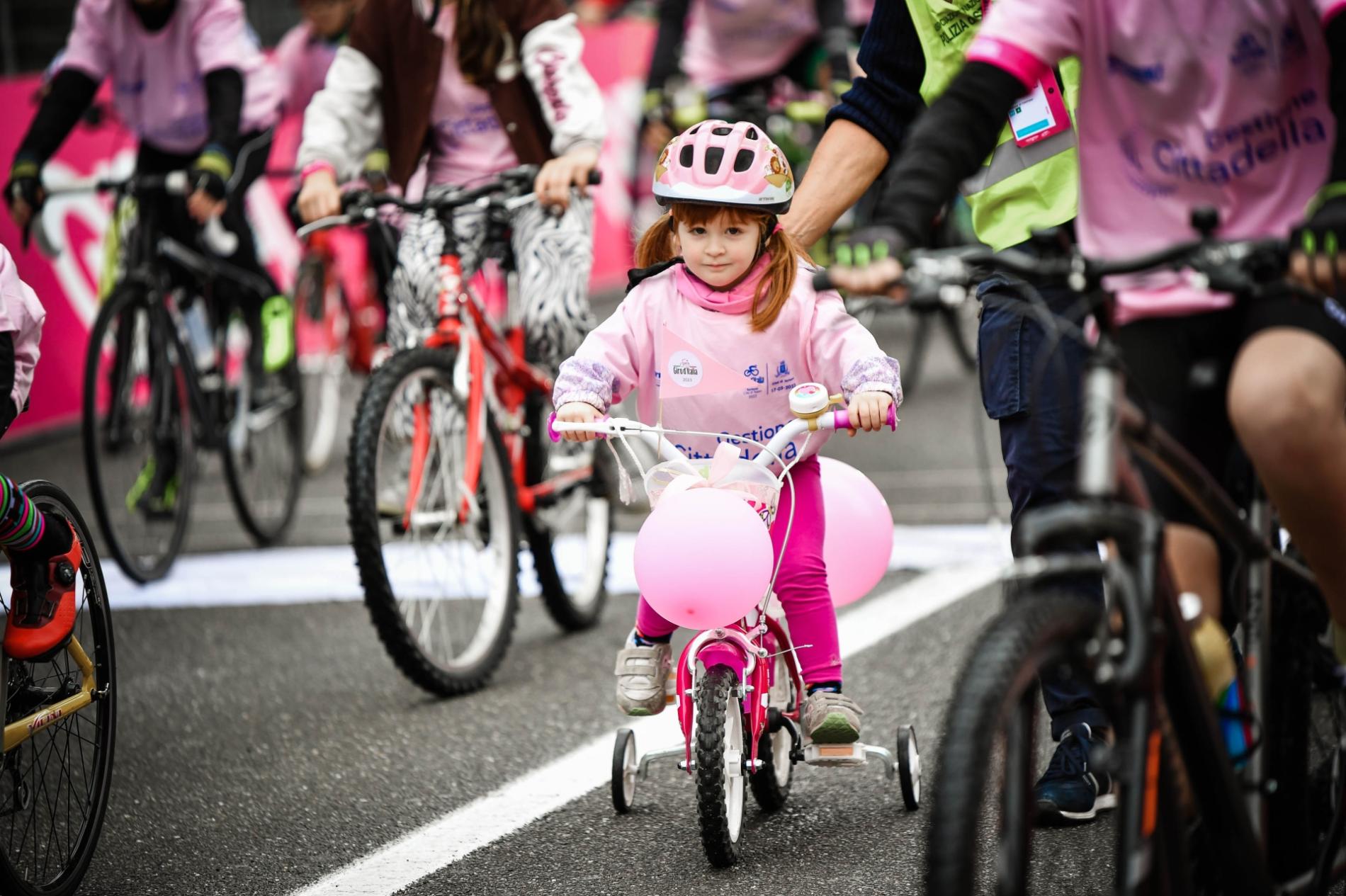 Giro d’Italia: Cassani, Cunego, Tafi e Dossena al Giro E