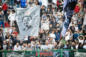 Alessandria,  la protesta dei tifosi al Moccagatta