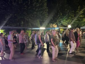 Quartiere Cristo, tutto esaurito per la serata dei commercianti