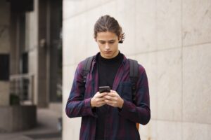Adolescenti e smartphone: come curare la dipendenza?