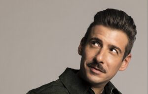 Gabbani apre il Festival Contro di Castagnole Lanze