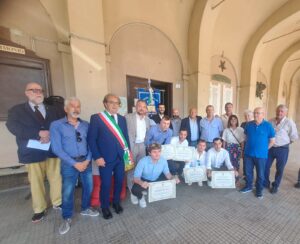 Cassine, benemerenza civica a cinque giovani per l’impegno in Romagna