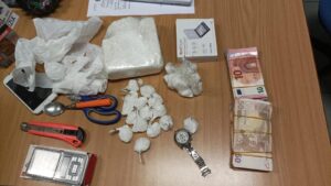 Alessandria: la base dello spaccio è nell’appartamento, un arresto