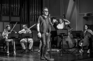 Salotto del Mandrogno, stasera riparte il talk show