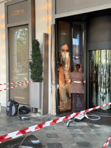 Spaccata nella notte alla gioielleria ‘Astrua’