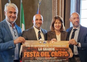 Alessandria, Manuela Arcuri e Jo Squillo per la festa del Cristo