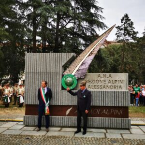 Alessandria, ecco il nuovo monumento degli Alpini