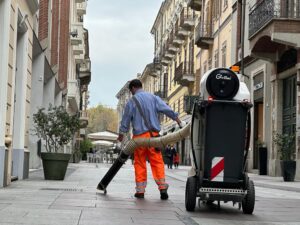 Amag Ambiente: torna l’aspiratore elettrico per la pulizia strade