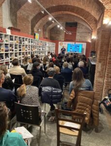 Enoteca, grande festa per il libro di racconti sull’Ovadese