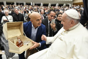L’istituto ‘Sacro Cuore’ di Casale in udienza da Papa Francesco