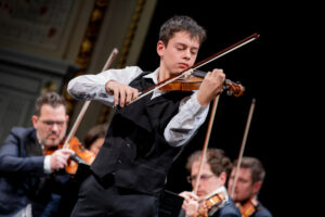 Concerto di Capodanno, a Novi si esibisce il prodigio del violino