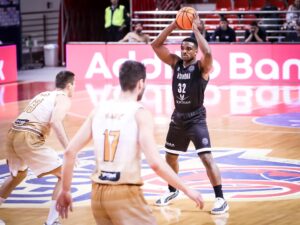 Tortona vince in Champions e si qualifica al play-in contro Galatasaray