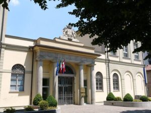 Alessandria, aggiornamento dei sistemi: servizi sospesi in biblioteca