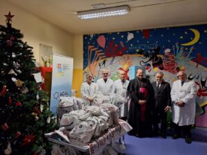 Cavalieri di Gran Croce, doni all’Infantile. E lettera del Papa