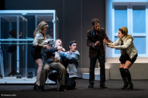 Smartphone in scena ed empatia, incontro con il cast de L’Avaro