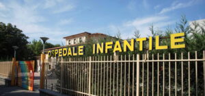 Investe un bambino e scappa: sulle tracce del pirata della strada
