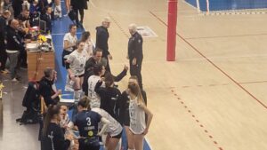 Acrobatica riparte decisa. Sempre al comando