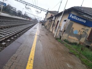 Felizzano, il testimone: “Gli dissi di non attraversare i binari”
