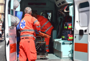 Doppio incidente a Serravalle: sei feriti, attivati quattro mezzi del 118