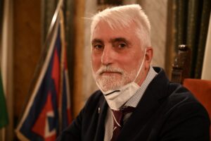 Valenza, Fratelli d’Italia prende le distanze da Bissacco: «Non è più iscritto»